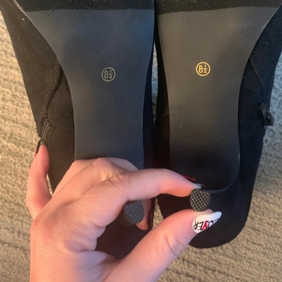 Lulu’s black fringe booties - Picture 4 of 6